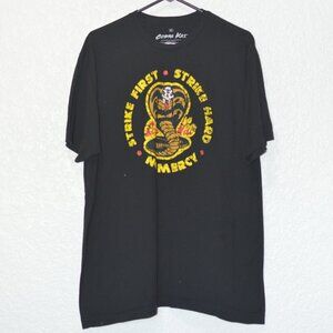 Mens Cobra Kai Black T-Shirt Size XL (100% cotton)